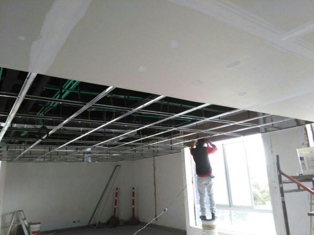 INSTALAMOS DRYWALL Y PVC